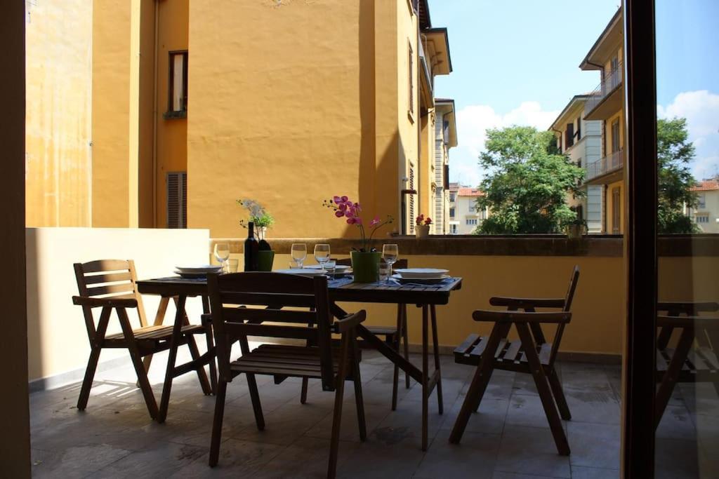 Art Apartment Stazione B Флоренція Екстер'єр фото